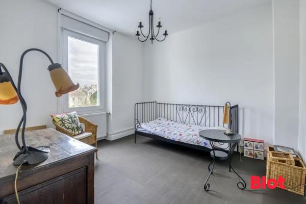 Maison 6 pièce(s)