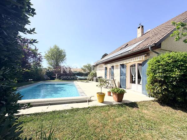 PESSAC - CAP DE BOS - Maison familiale - 164 m² - 5 chambres - Calme - Piscine - Garage