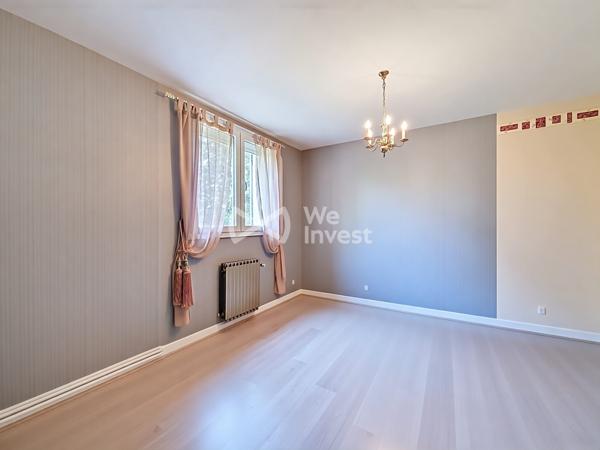 MAISON 328 m² – DOUZY (08140)