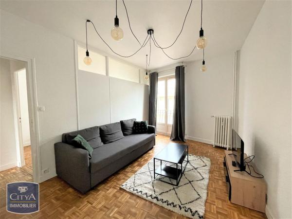 Appartement à louer 2 pièces 42m²
