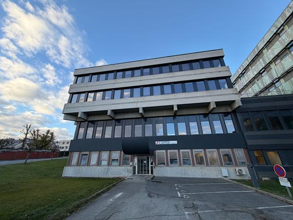 Local d'activité 500 m2