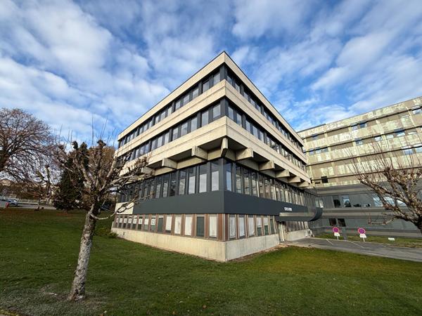 Local d'activité 500 m2