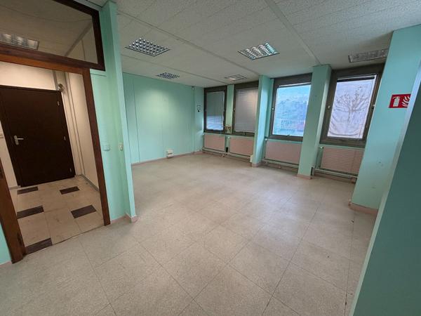 Local d'activité 500 m2