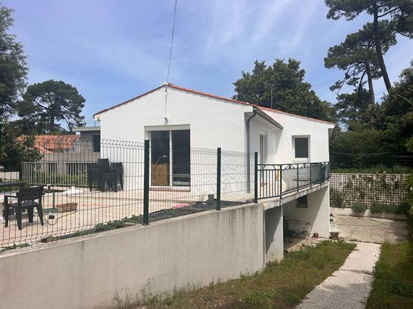 MAISON à SAINT PALAIS SUR MER