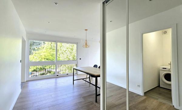 Appartement à vendre 4 pièces, T4, FONTENAY LE FLEURY (78)