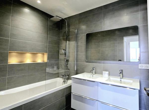 Appartement à vendre 4 pièces, T4, FONTENAY LE FLEURY (78)