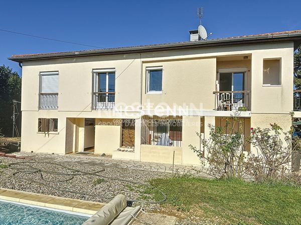 Ensemble immobilier composé de 3 appartements à Auch proche commodité