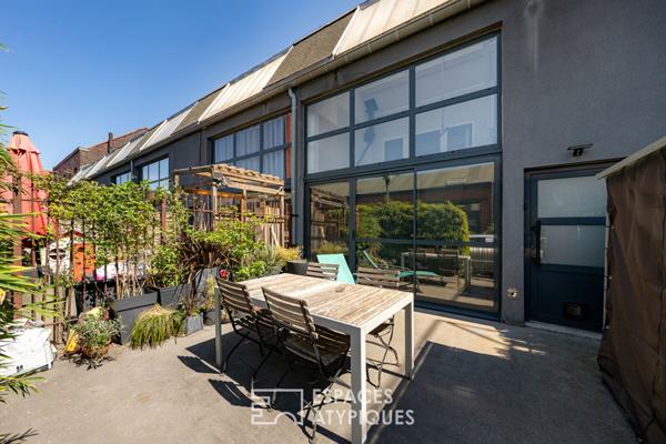 Loft avec terrasse dans une ancienne teinturerie