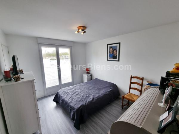 Pavillon récent de 143 m2 avec terrain