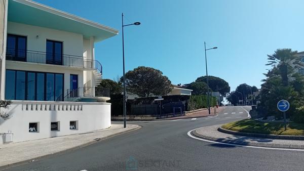 Appartement situation exceptionnelle Royan Pontaillac avec garage
