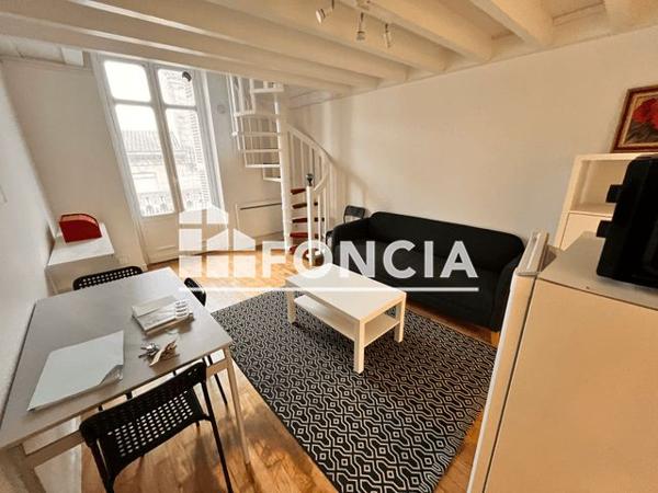 Location Studio meublé 34.21 m² - 163 COURS DE LA SOMME Bordeaux 33800
