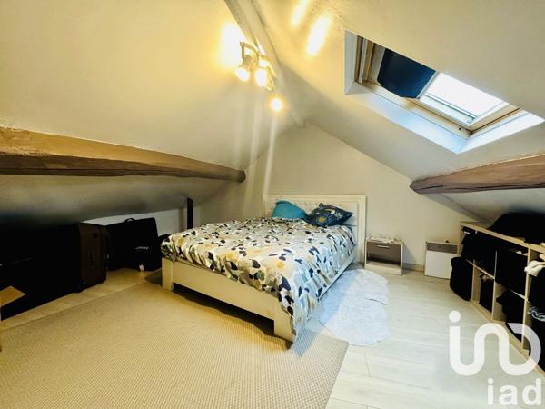 Appartement 2 pièces de 24 m² à Saint-Mammès (77670)