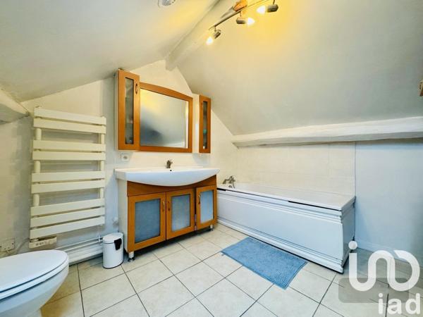 Appartement 2 pièces de 24 m² à Saint-Mammès (77670)