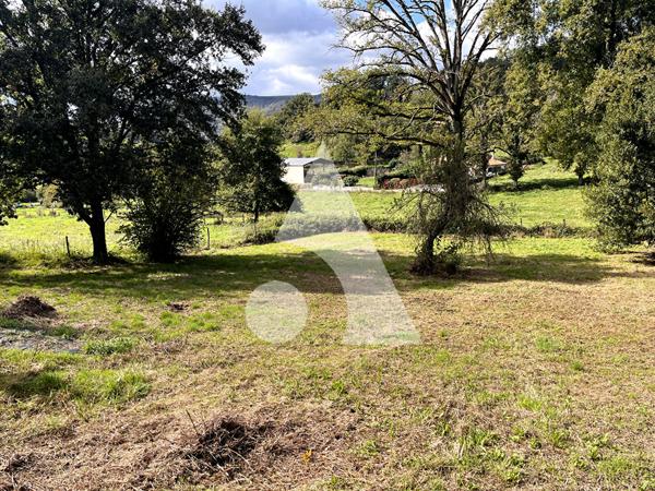 Terrain 1208 m2