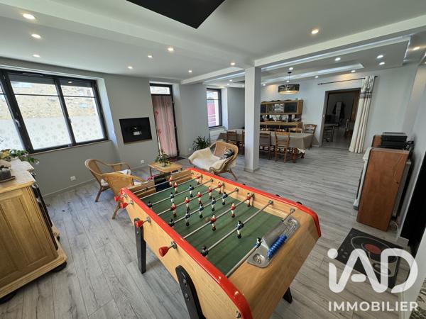 Immeuble à vendre 248 m² Yvré-le-Pôlin