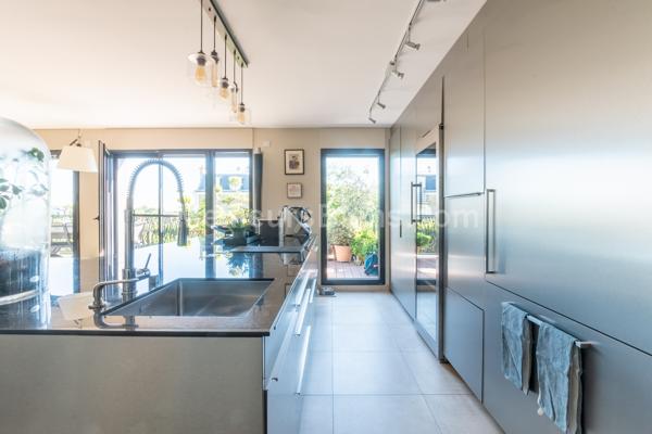 Appartement  haut de gamme de 126m2 + grande terrasse au coeur de Meudon Bellevue