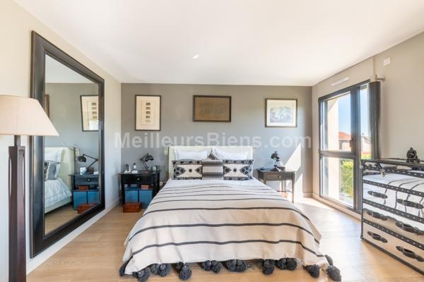 Appartement  haut de gamme de 126m2 + grande terrasse au coeur de Meudon Bellevue