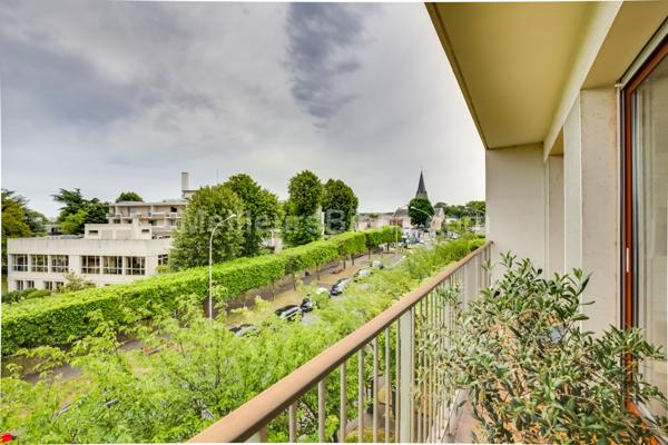 Meudon Bellevue, appartement refait à neuf 4 pièces très lumineux avec balcon!