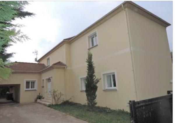 Maison 8 pièces 241.31 m2