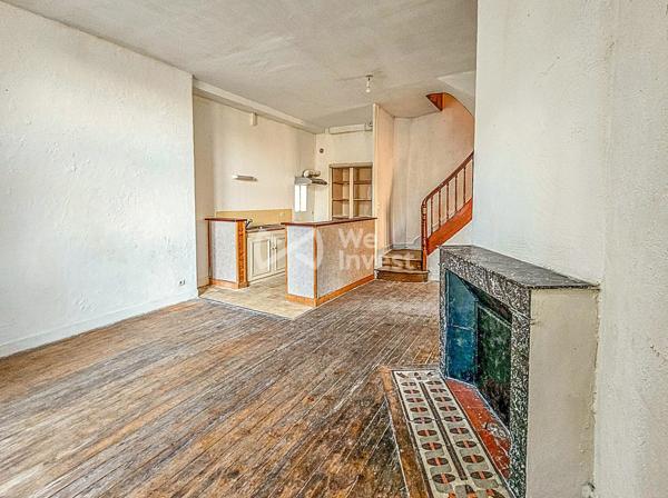 Maison de ville au fort potentiel – emplacement central et prix très attractif
