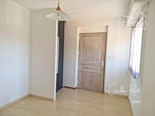 Appartement T4 lumineux de 82 m² avec balcon, parking et fibre