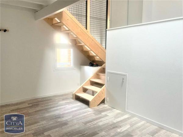 Appartement à louer 2 pièces 45.54m² Lafrançaise (82130)