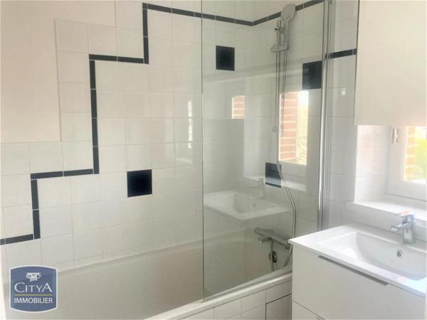 Appartement à louer 2 pièces 45.54m² Lafrançaise (82130)