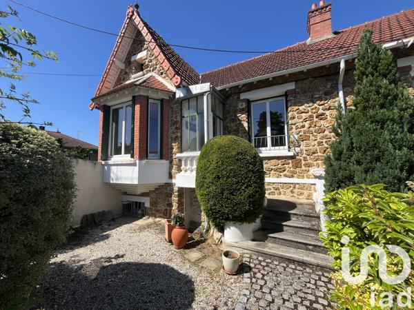 Maison à vendre 5 pièces 82 m² Sainte-Geneviève-des-Bois