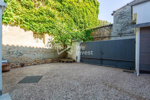 ENSEMBLE IMMOBILIER AVEC MAISON DE 182 m² 4 CHAMBRES - COEUR DU VILLAGE - GARAGE ET LOCAL COMMERCIAL VERNAISON 69390