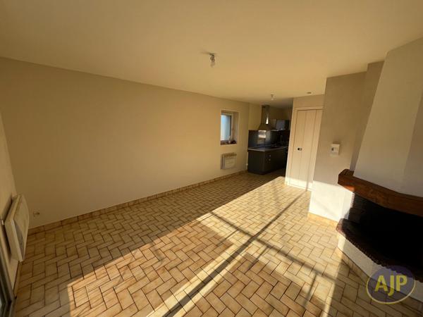 Location appartement Cholet : 396 € - AJP Immobilier Cholet