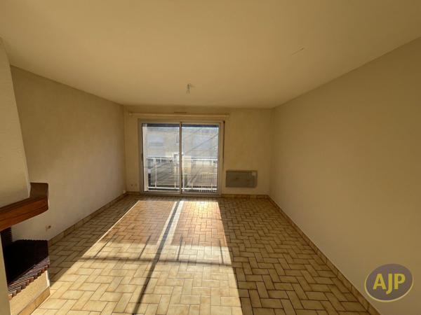 Location appartement Cholet : 396 € - AJP Immobilier Cholet