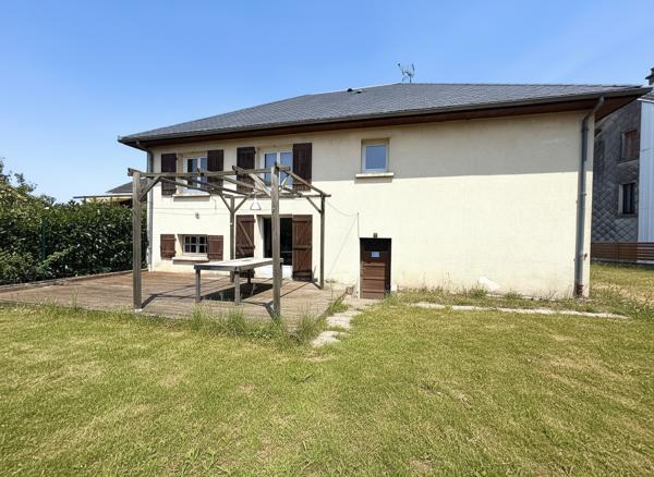 Maison Individuelle 130 m² - 5 pièces - 4 Chambres - Grand Garage - Jardin - Réquista. Requista