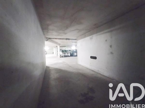 Parking à vendre 12 m² Courbevoie