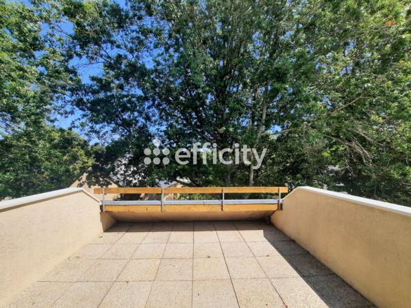 Appartement
         6 pièces
        - 117 m² 365 708 € *