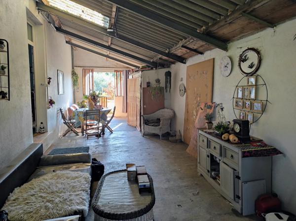 Saint-Ambroix (30500) SAINT-AMBROIX ANCIENNE FILATURE – DEUX HABITATIONS, ATELIER, TERRAIN