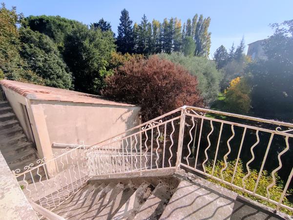 Saint-Ambroix (30500) SAINT-AMBROIX ANCIENNE FILATURE – DEUX HABITATIONS, ATELIER, TERRAIN