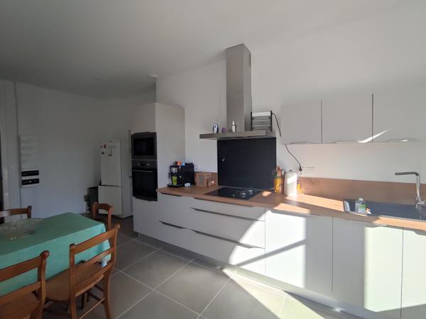 Saint-Ambroix (30500) SAINT-AMBROIX ANCIENNE FILATURE – DEUX HABITATIONS, ATELIER, TERRAIN