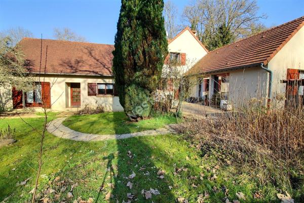 Ensemble immobilier de 2 maisons sur sous-sol entre EPERNON et RAMBOUILLET