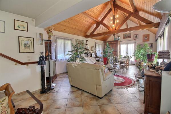 Ensemble immobilier de 2 maisons sur sous-sol entre EPERNON et RAMBOUILLET