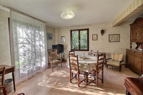 Ensemble immobilier de 2 maisons sur sous-sol entre EPERNON et RAMBOUILLET