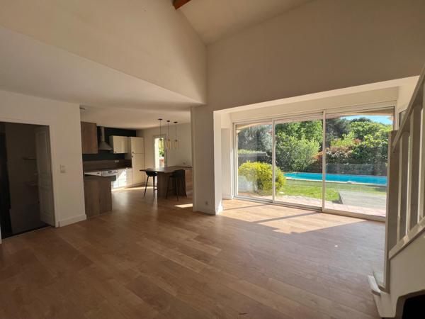 Villa individuelle 4 chambres sur les hauteurs de sommieres !