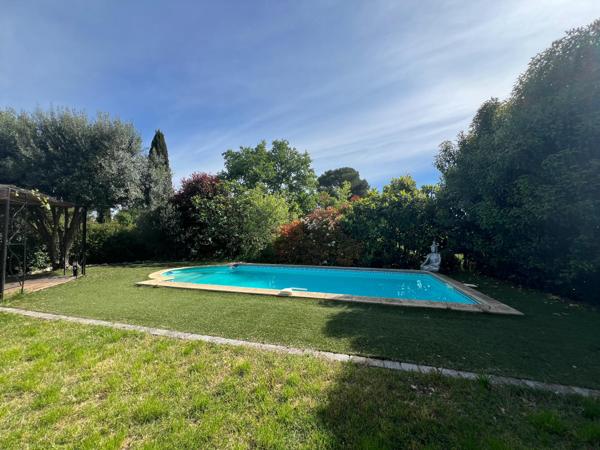 Villa individuelle 4 chambres sur les hauteurs de sommieres !