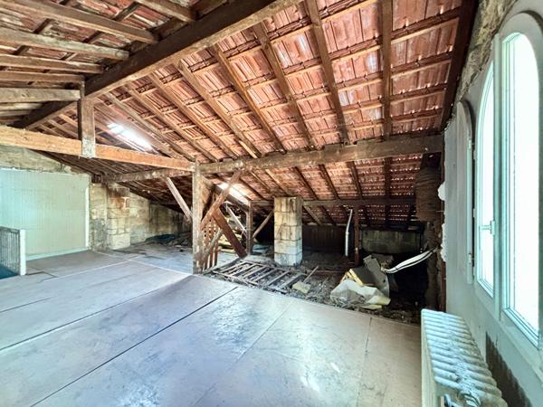 Echoppe double - Bordeaux barrière de Pessac 5 pièces 125m² - terrasse et garage. , Bordeaux