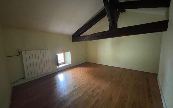 Maison à vendre    5 pièces • 128 m2 Chabanais