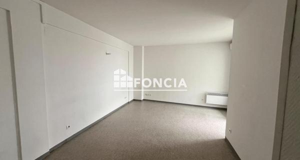 Location Studio 25.72 m² - Mulhouse 68100