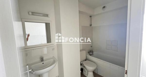 Location Studio 25.72 m² - Mulhouse 68100