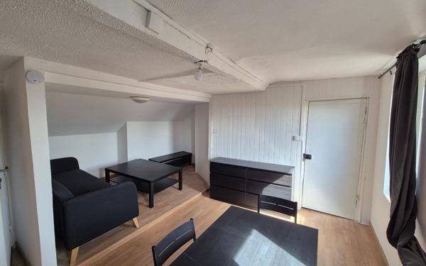 Appartement à louer    2 pièces • 33 m2 Caudebec-lès-Elbeuf