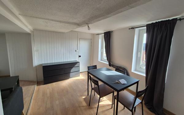 Appartement à louer    2 pièces • 33 m2 Caudebec-lès-Elbeuf