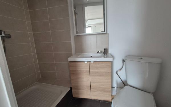 Appartement à louer    2 pièces • 33 m2 Caudebec-lès-Elbeuf