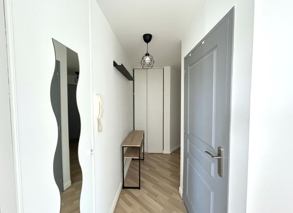 Appartement Orvault PETIT-CHANTILLY 2 pièces avec terrasse de 20m² stationnement + cave